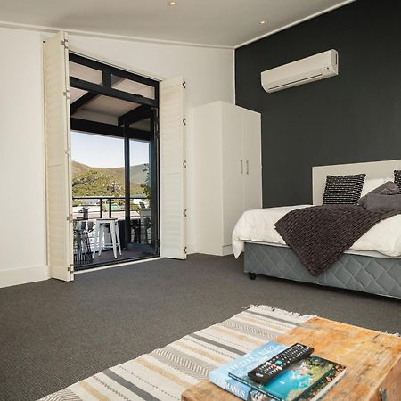 Central Mountain View Apartment, Hermanus Waterfront Eksteriør bilde