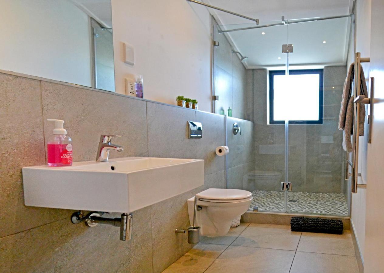 Central Mountain View Apartment, Hermanus Waterfront Eksteriør bilde