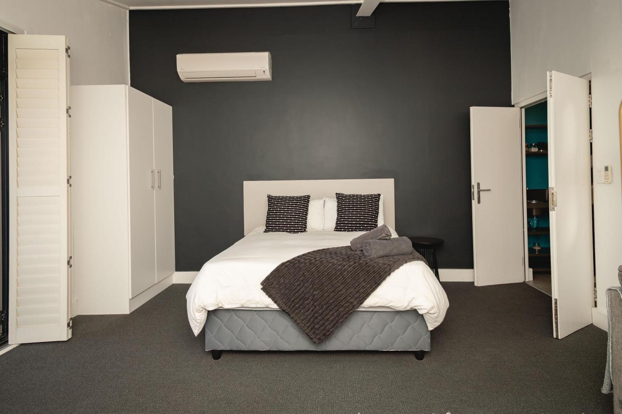Central Mountain View Apartment, Hermanus Waterfront Eksteriør bilde